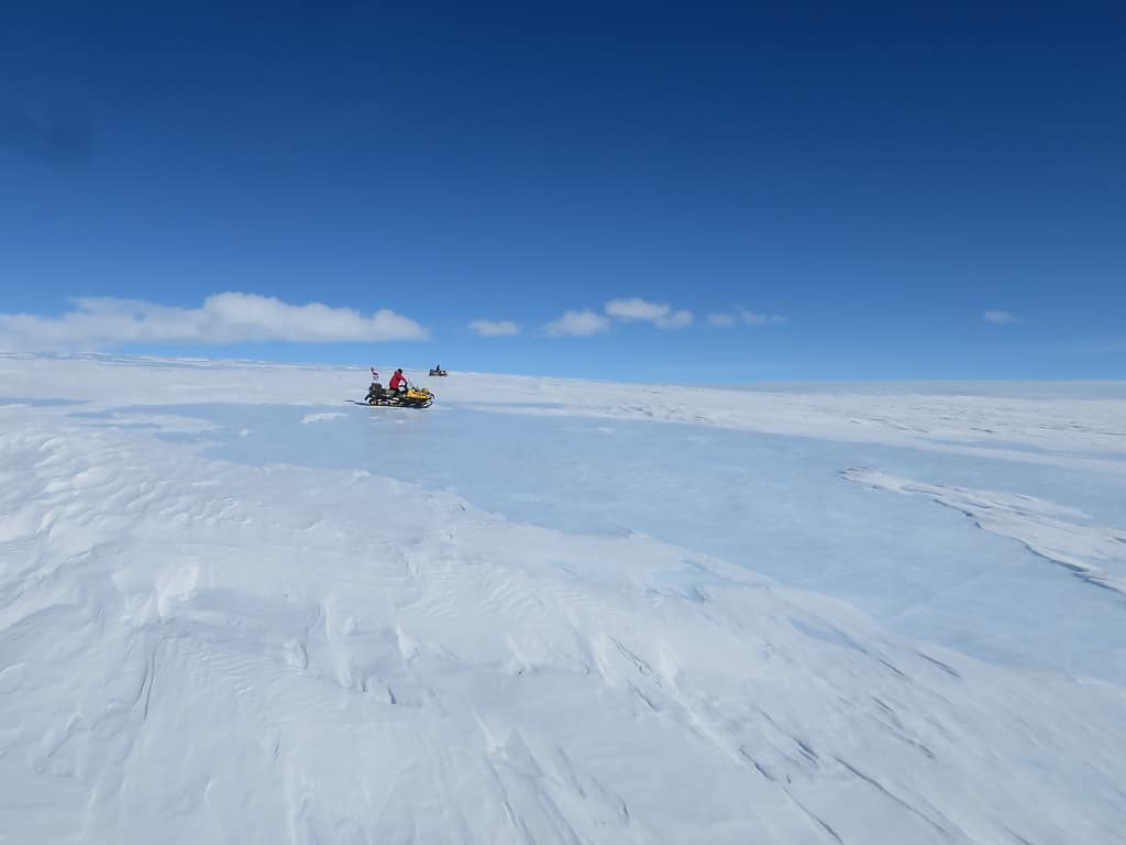 Searching for meteorites